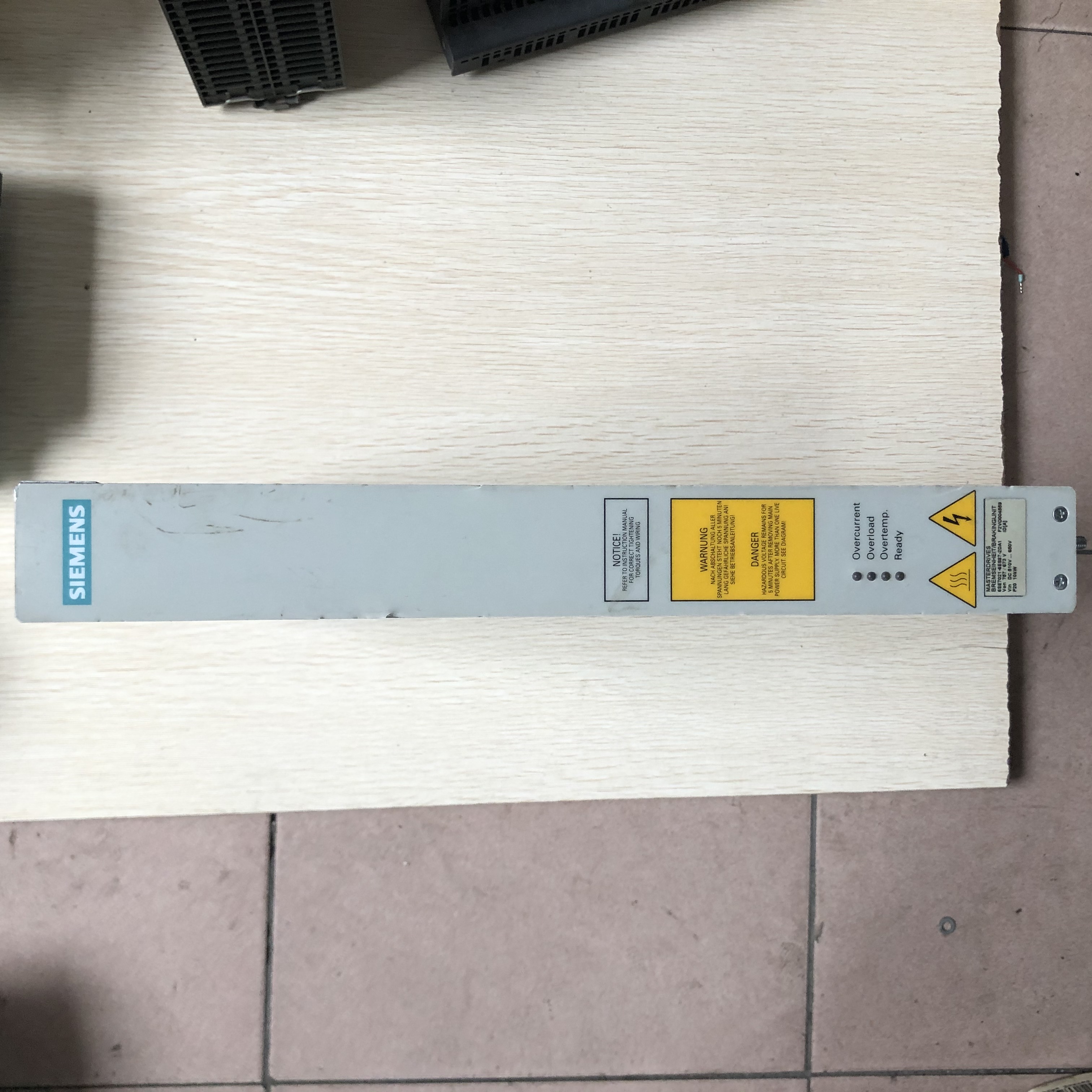 现货促销 原装拆机 SIEMENS 西门子6ES7 021-6ES87-4DA1实物照片