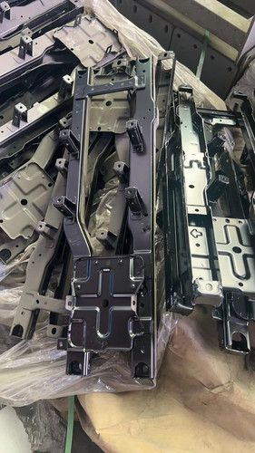 长安糯玉米三电横梁安装支架托架总成原厂