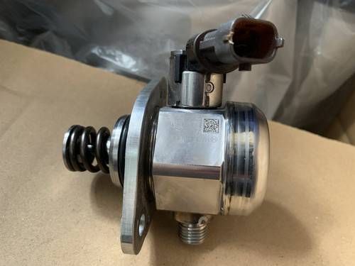 纯正长安cs75plus/cs55睿骋cc/cs35/cx70新逸动燃油高压油泵总成 - 封面