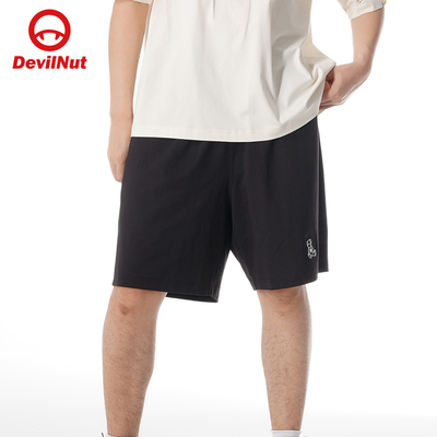 运动休闲舒适百搭短裤