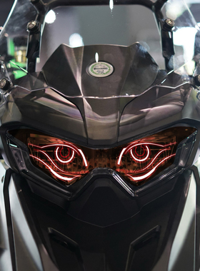 适用贝纳利TRK552 552X透光大灯贴膜字母贴纸改装配件油箱贴装饰