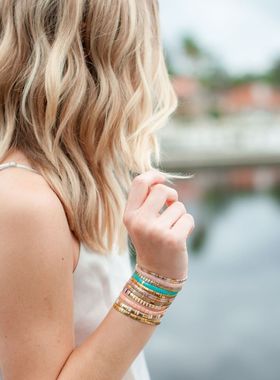 欧美网红tila手串饰品女简约时尚彩虹手链首饰弹力绳手链学生闺蜜