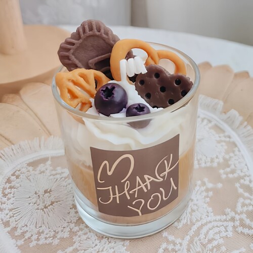 蛋糕香薰蜡烛礼盒创意生日礼物送给女生朋友闺蜜姐姐妹同学伴手礼