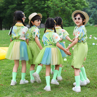 幼儿园毕业照小学生女童大合唱演出服 六一儿童节团体男童表演服装