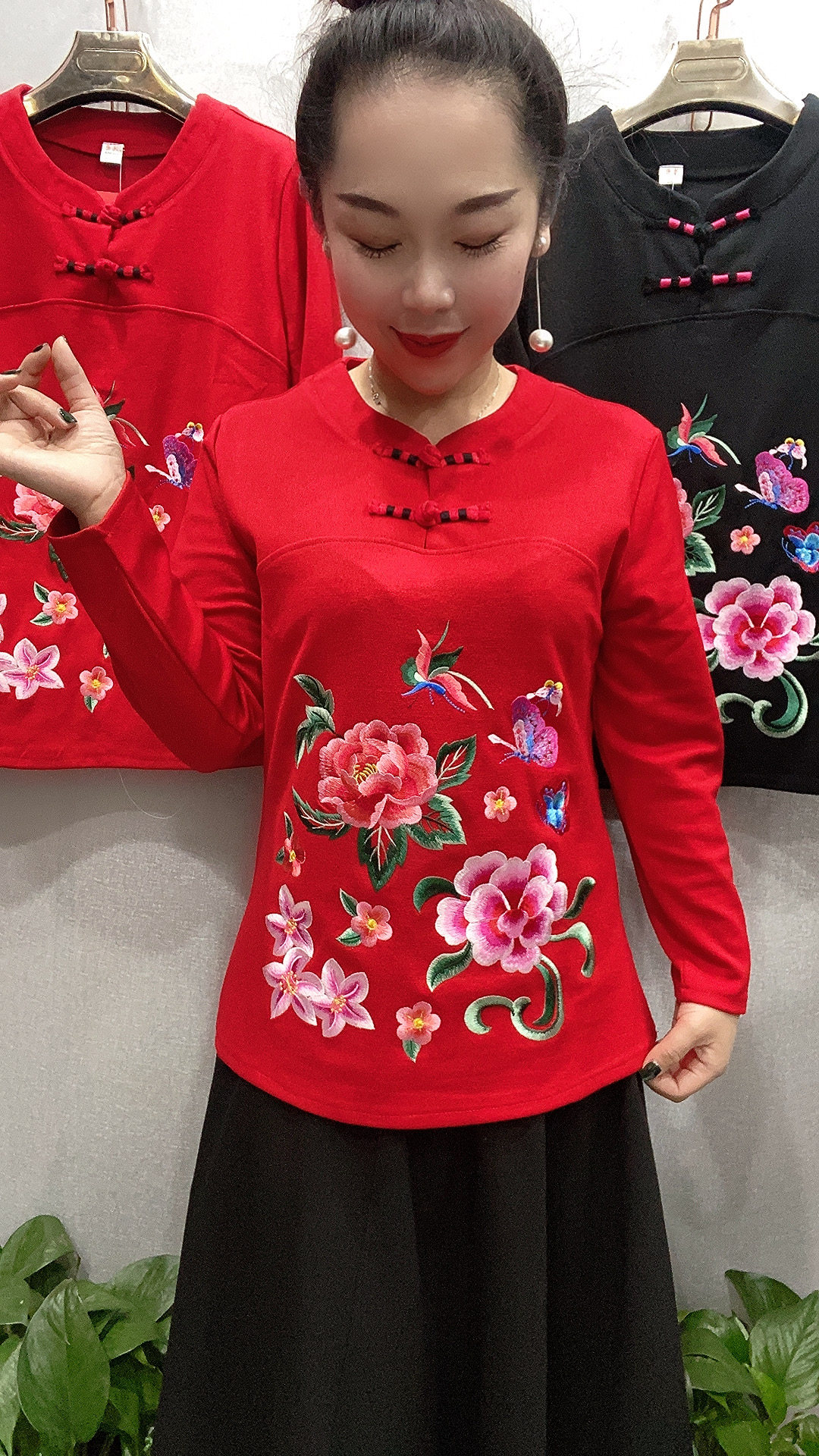 长袖宽松时尚薄款棉料女装