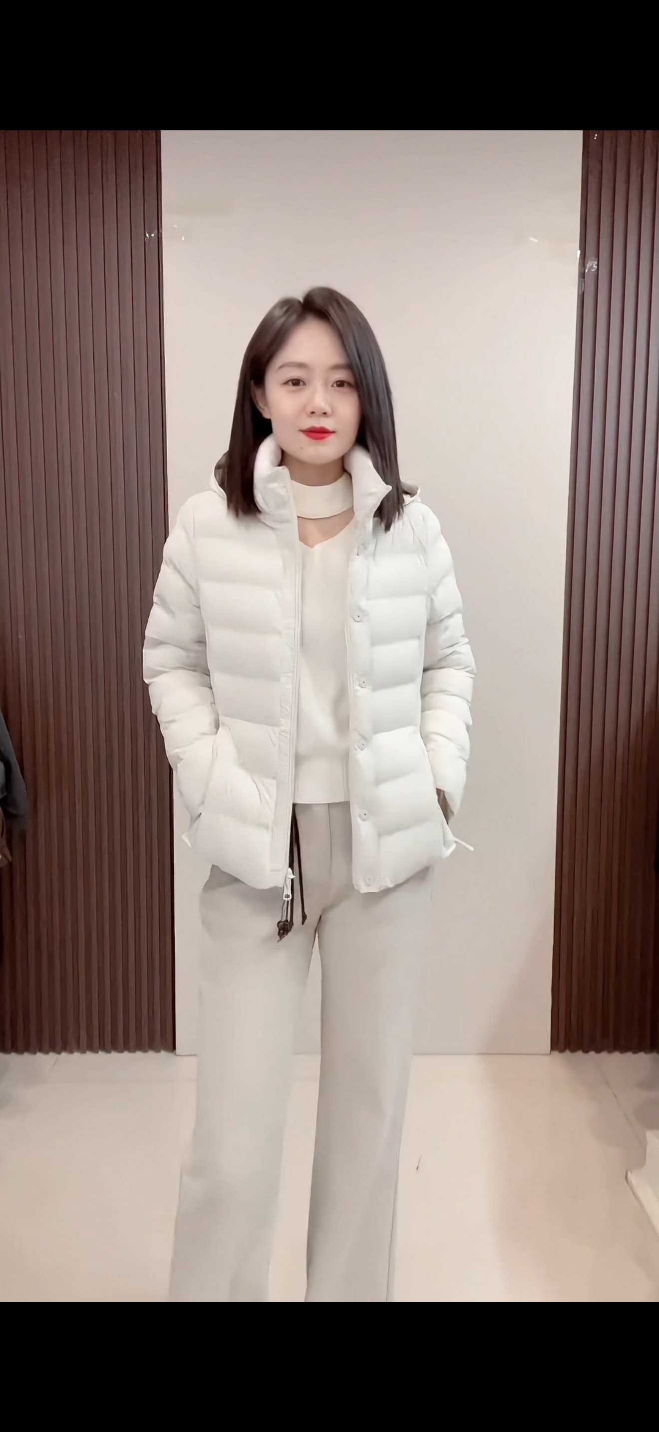 秋冬新款保暖加厚时尚女洋气修身气质棉服宽松上衣短款百搭外套