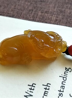 天然岫玉吊坠霸王貔貅挂件老坑料俏色巧雕玉坠男女款玉坠