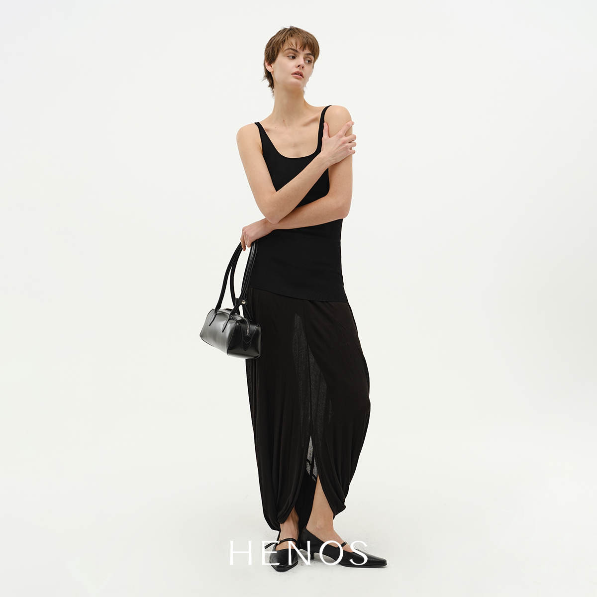 HENOS26夏季新款简约风弹连衣裙