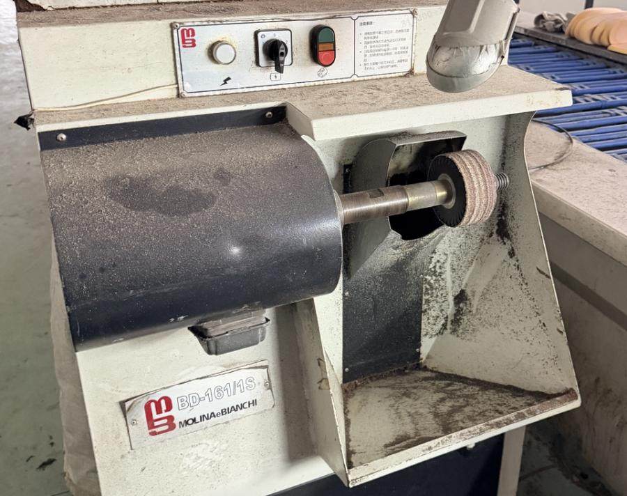 1月8日台州某公司占有的机器设备（详见附件评估报告，不包含400KVA高供高计箱变）网络拍卖公告