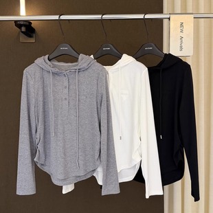 高端欧货春季新款抽绳连帽侧收腰抽褶长袖针织T恤女上衣叠穿帽衫