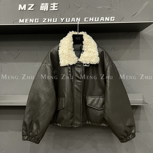 高端欧货冬季新款高级感巨好看的90白鸭绒pu皮衣夹克外套羽绒服女