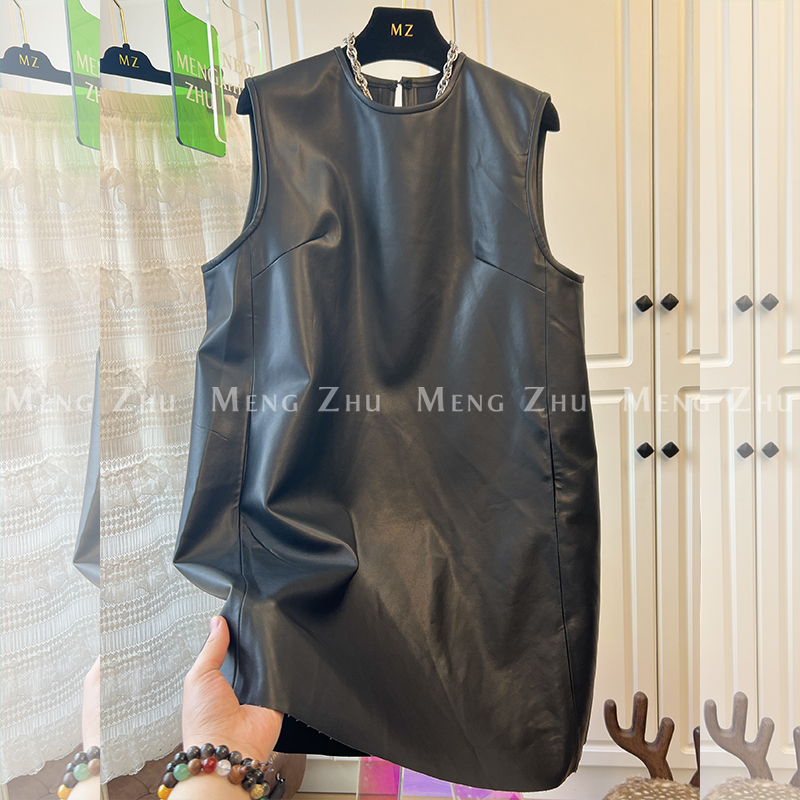 高端欧韩2025春季新款圆领简约时尚韩系坎肩无袖背心pu皮连衣裙女