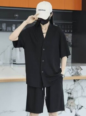 2026夏季新款时尚黑色V领短袖衬衫套装纯色宽松短袖短裤两件套男