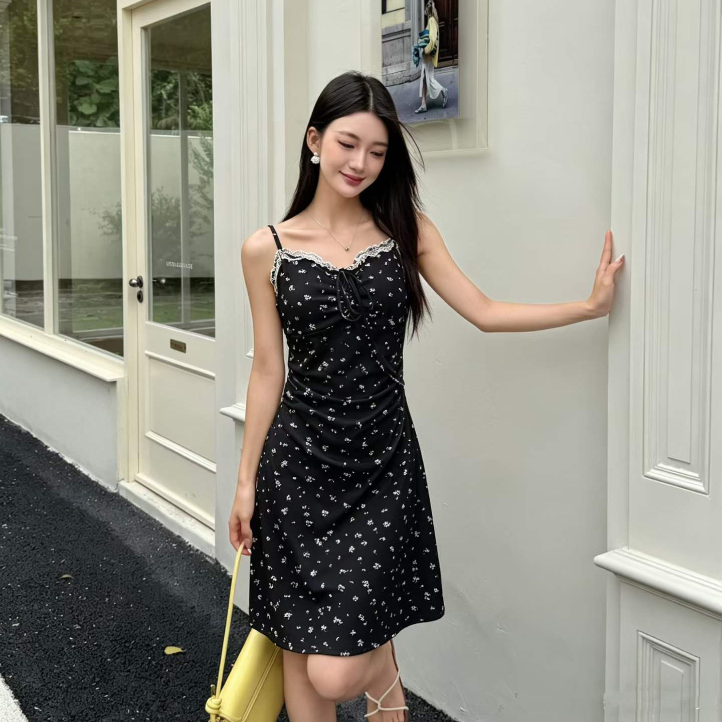 蕾丝系带碎花裙子披肩上衣两件套女2026夏季时尚新款褶皱收腰套装