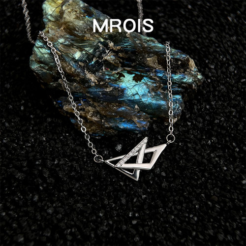 18光年 原创厚镀真金保色几何三角形锆石吊坠项链小众文艺毛衣