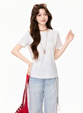 白色圆领正肩蝴蝶结刺绣短袖T恤女2026夏季时尚气质宽松显瘦上衣