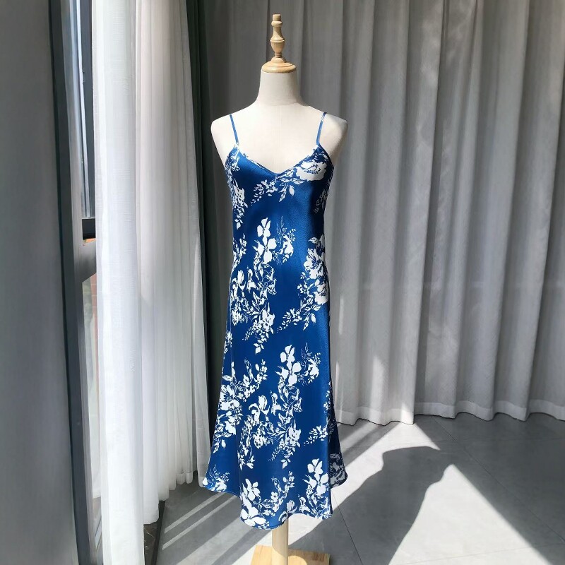 25春夏深蓝萱草19姆米真丝吊带裙