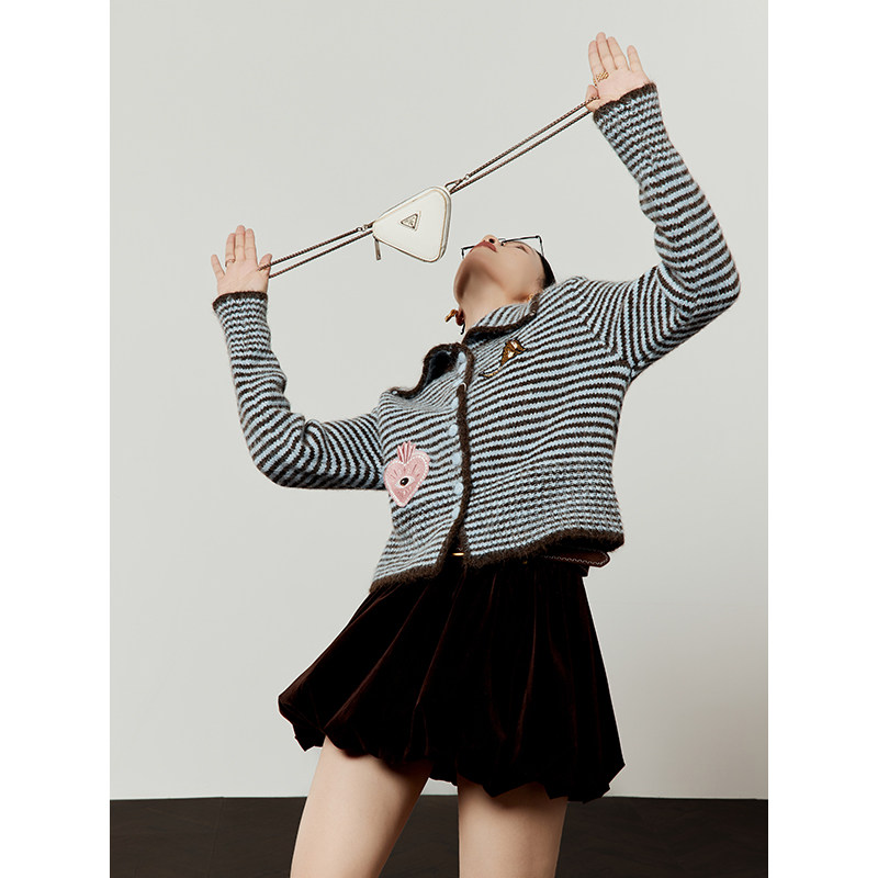 周里物/针织毛衣开衫女秋冬条纹宽松百搭显瘦高级感短外套女内搭,女装/女士精品,毛衣,淘宝优惠券,粉丝福利购,淘宝优惠卷