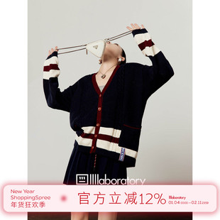 周里物/藏青色毛衣女2025秋季新款V领撞色宽松休闲通勤风针织开衫