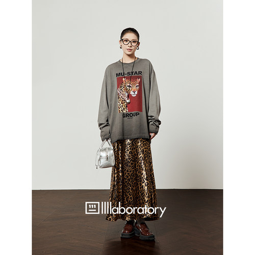 周里物/豹纹半身裙女2026春季新款烫金A字摆休闲通勤百搭半身长裙