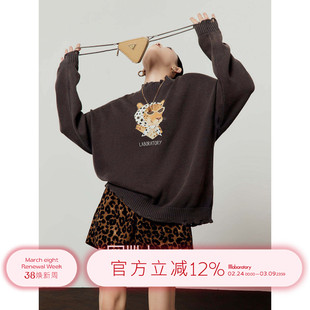 「周里物出品」烟灰色毛衣女2026春季斑点头巾狗印花宽松针织上衣