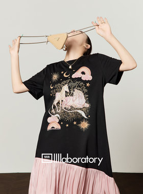 周里物黑粉撞色拼接印花T恤裙女
