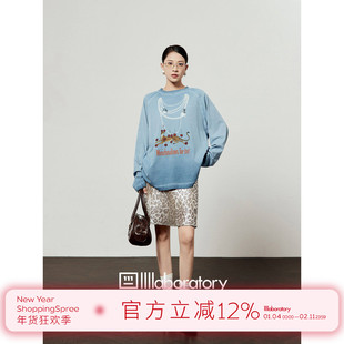 周里物出品「珠光豹影」灰蓝色T恤女2025秋新款宽松休闲印花长袖