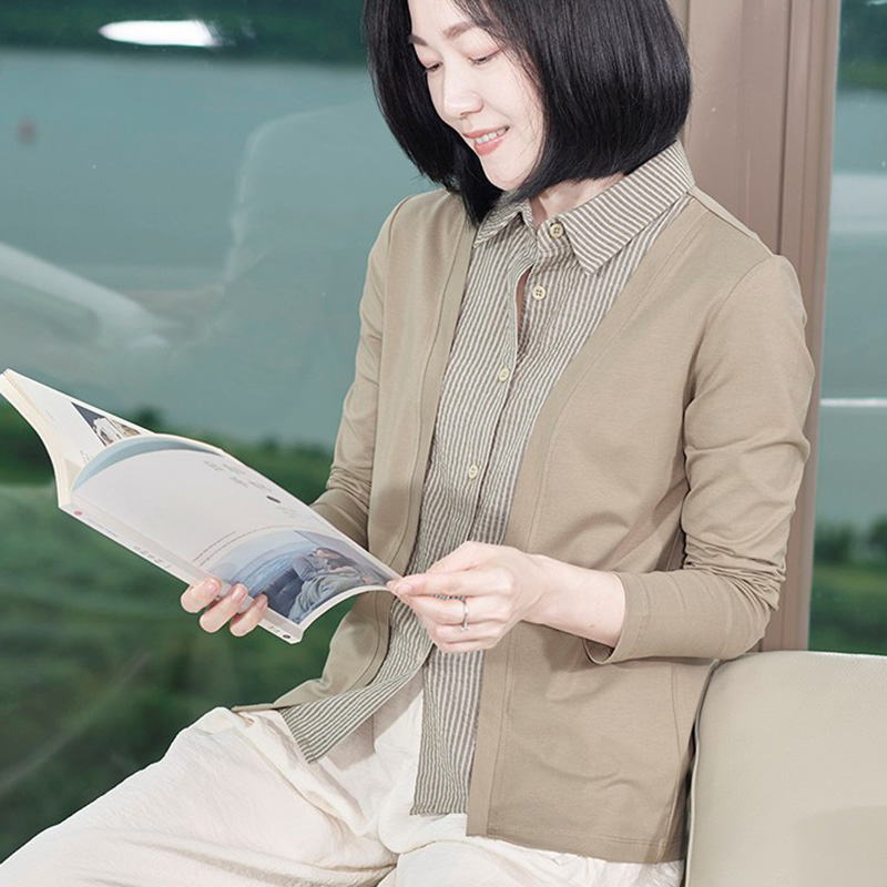 假两件上衣女时尚洋气长袖衬衫秋