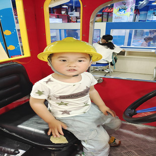 儿童玩具建筑工地安全工程帽过家家角色扮演幼儿园头盔光头强帽子