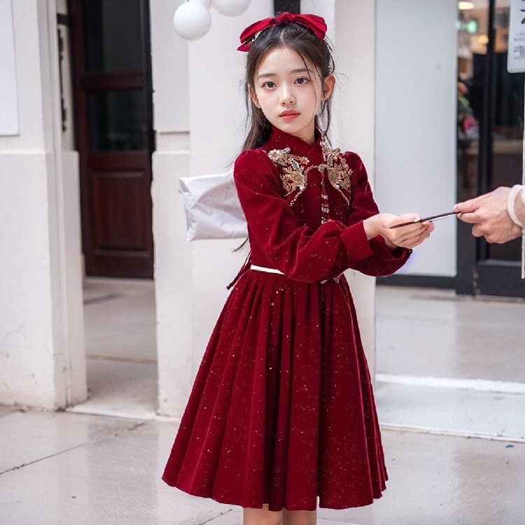 拜年服红色礼服裙女童高端公主裙2026秋季新款儿童女孩喜庆过年服图片