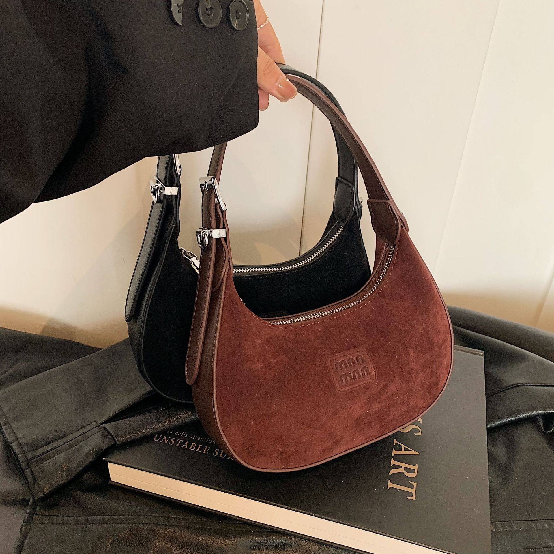 小众月牙包女秋冬复古磨砂包女bags新款气质手拎包单肩斜挎包,箱包皮具/热销女包/男包,腋下包,淘宝优惠券,粉丝福利购,淘宝优惠卷