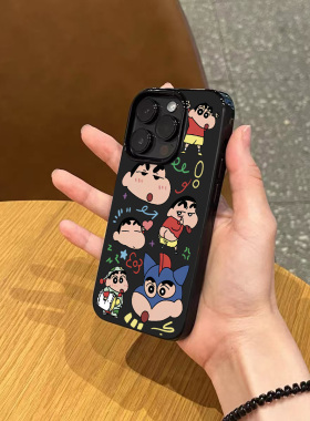 ins小众卡通可爱搞怪蜡笔小新手机壳适用苹果17promax新款iPhone15亮黑色14磨砂13硅胶12不撞款11防摔16软壳