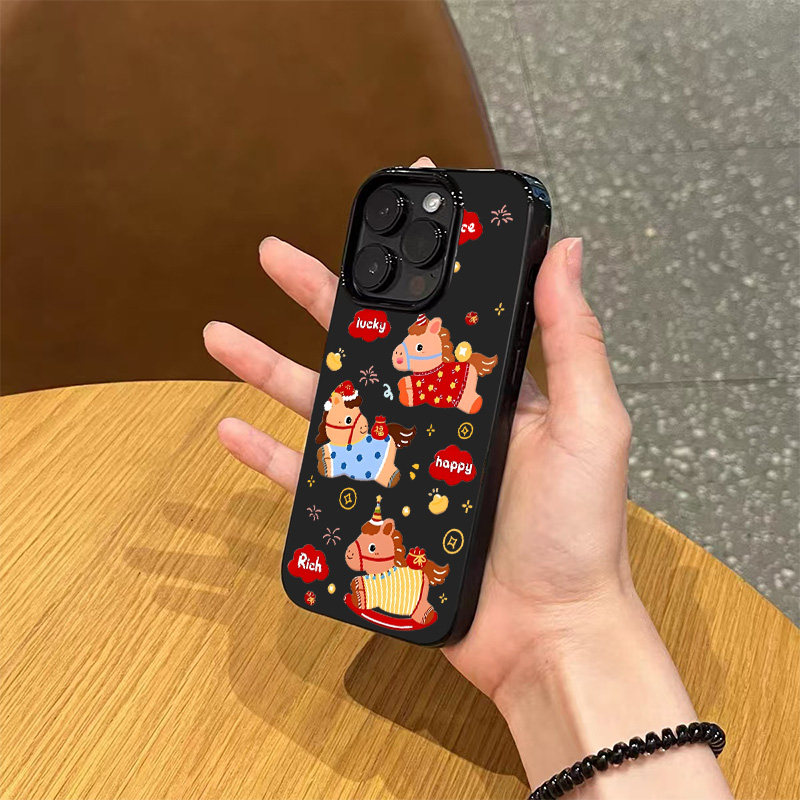马年款卡通喜庆小马手机壳适用苹果17promax新款iphone16亮黑色15pro磨砂13女12小众不撞款14防摔11全包软壳