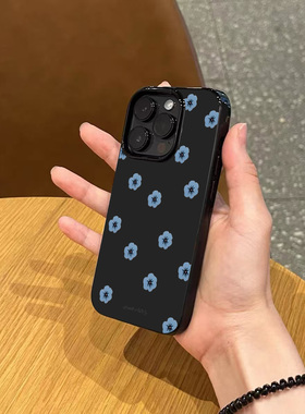 ins春日小众高级感蓝色小花手机壳适用苹果17promax新款iPhone15pro亮黑色14磨砂13硅胶12女11超薄16防摔软壳