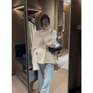 白色水貂绒套头毛衣女秋冬新款慵懒风宽松软糯针织衫百搭别致上衣