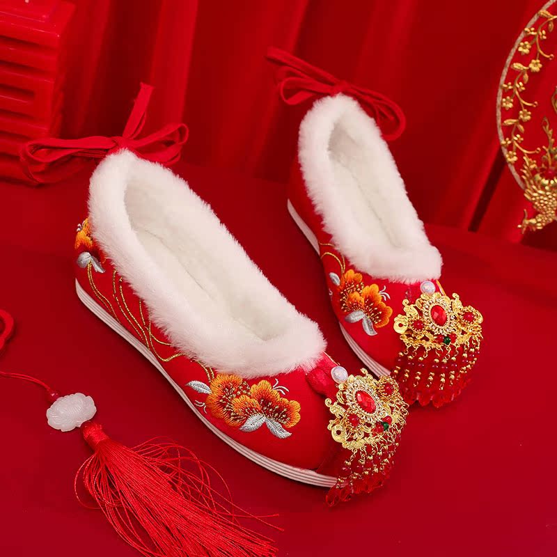 加绒中式裙褂秀禾服古风冬季婚鞋