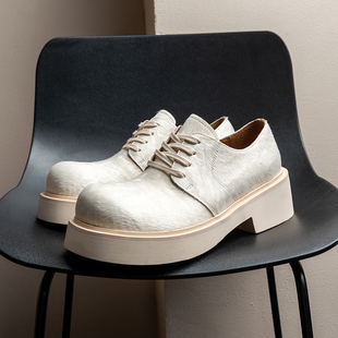 小众真皮 简约高端厚底通勤鞋 马毛皮德比鞋 男英伦白色圆头增高皮鞋