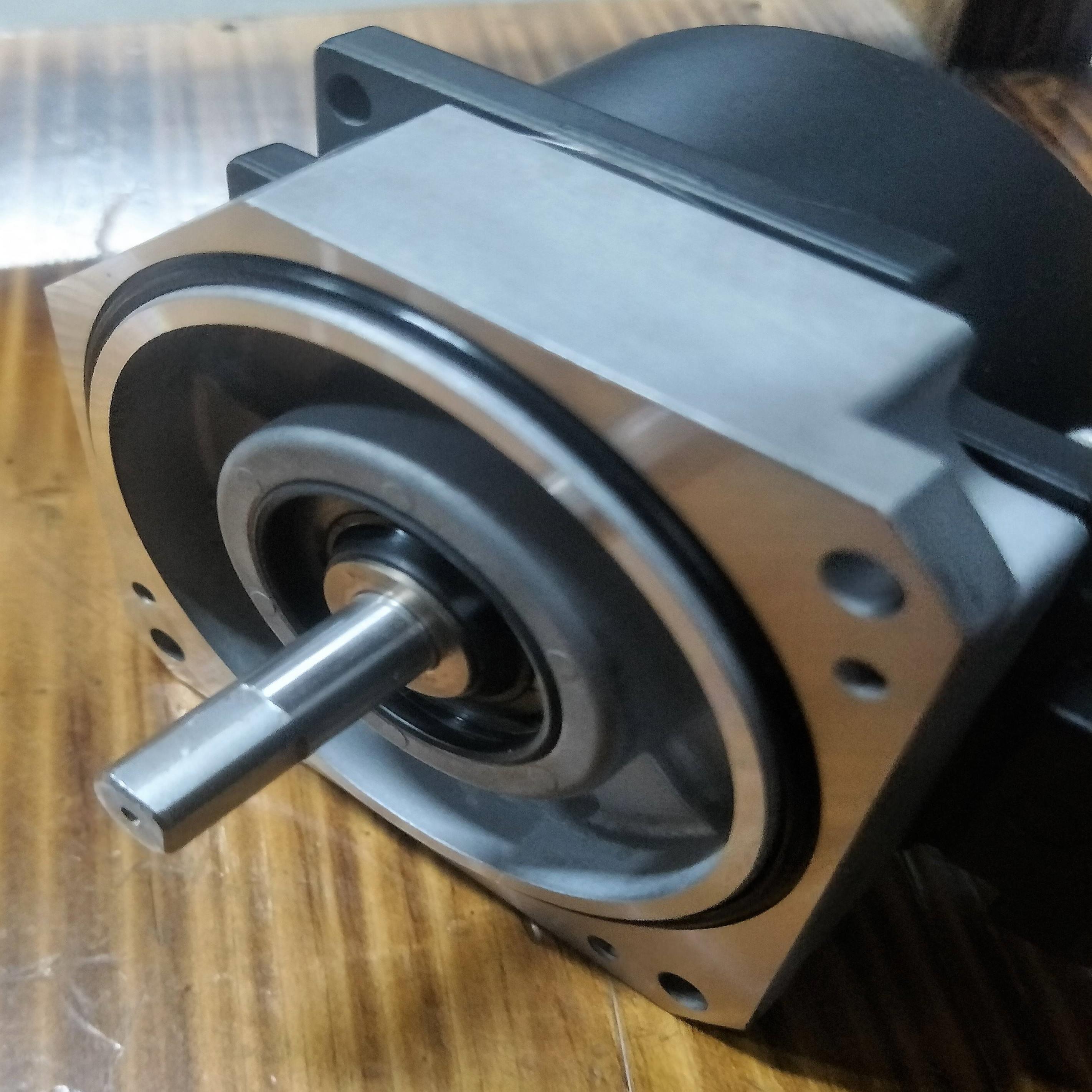 配件三菱伺服数控编码器OSA105ET1议价