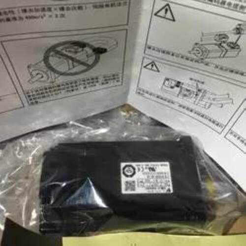 配件SGMAS-04ACA41-E安川400W伺服电机全新质保一年现货包邮议价