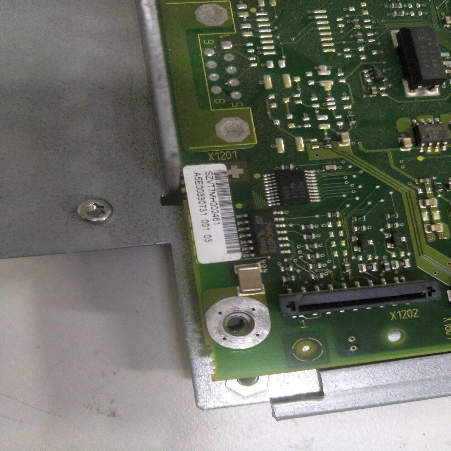 配件西门子6AV6 640-0DA11-0AX1主板A5E00330731功能完好 议价