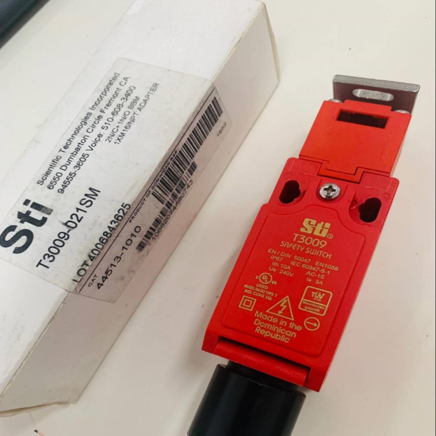 配件STI拉绳开关ER5018-021M ER6022-030ME T3009-021SM全新议价