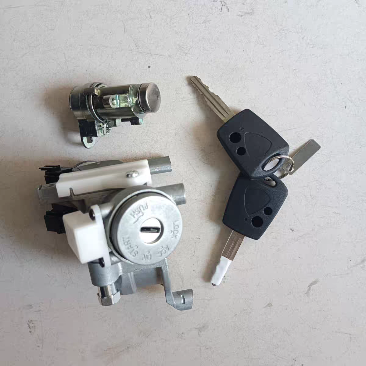 莲花L3 竞速竞悦 全车锁 点火锁芯 左前门锁芯全车锁芯带钥匙原厂