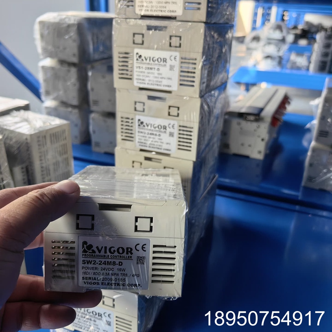 议价台湾丰炜PLC控制器SW2-24M8-D，，功能完好