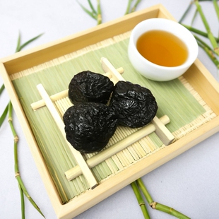 好吃大乌酸梅湿乌梅黑酸梅零食休闲食品梅  好吃 200克