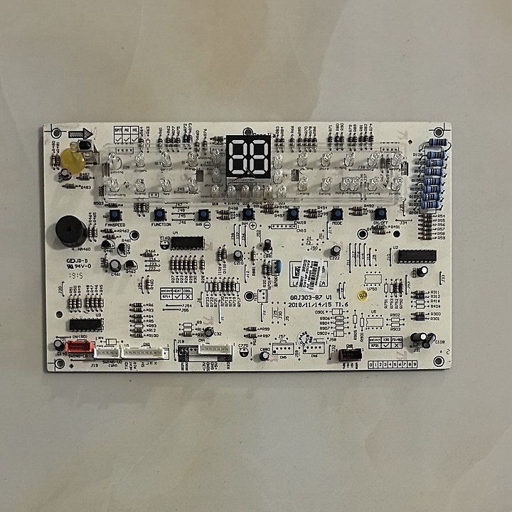 适用格力空调 300001060137 显示板 30568258 D815F33D电脑控制板