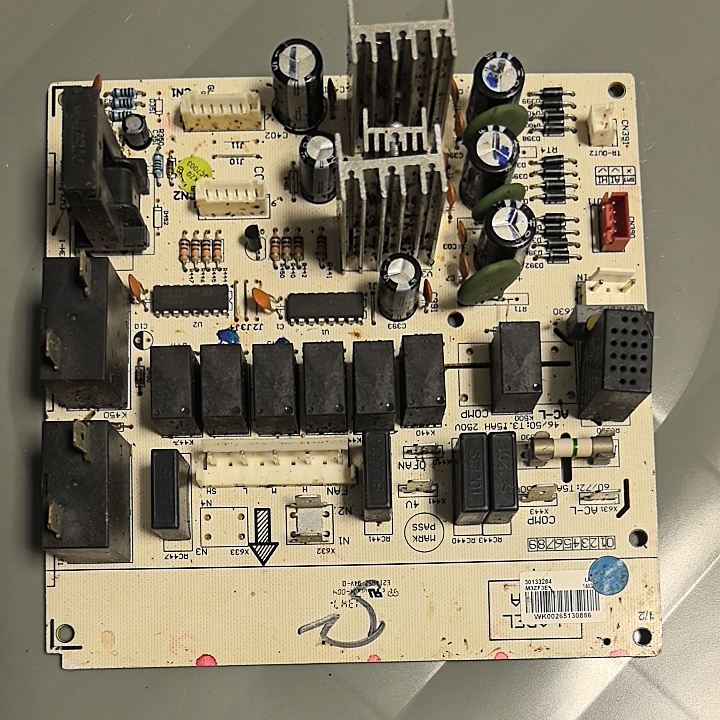 格力3P悦风鸿运满堂柜机空调主板M3ZF3E 30133284电脑板GRJ3Z-A9