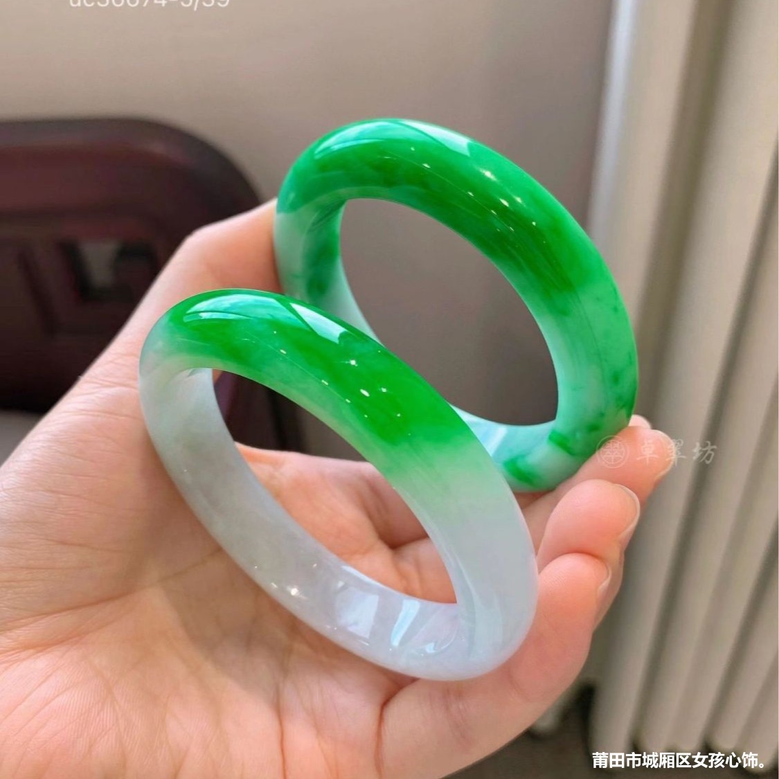 冰阳绿飘花辣绿白底青白绿缅甸翡翠手镯玉石玉镯子圆镯贵妃女手镯