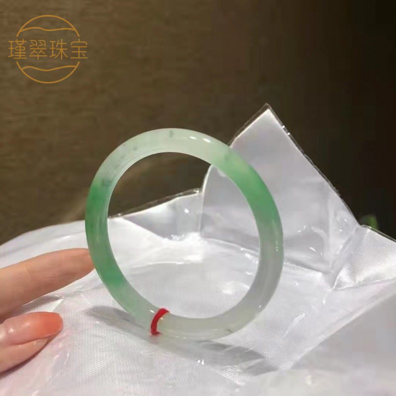 A翡翠手镯玉手镯叮当镯细圆条美.
