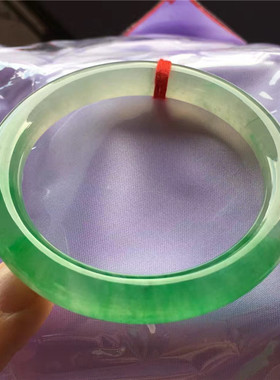 高冰种阳绿圆条天然缅甸老坑翡翠手镯飘绿玉石镯子玉器正品新款