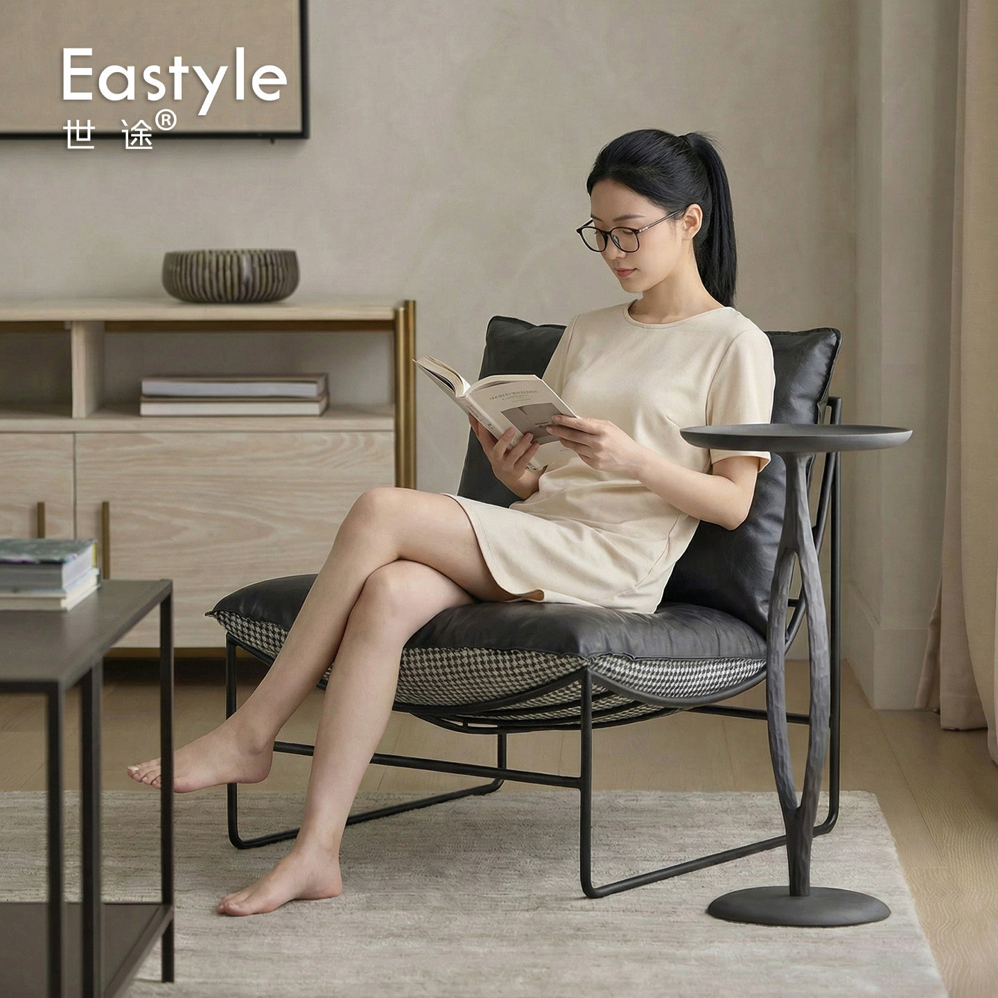 意式简约进口头层牛皮铁艺沙发椅北欧风真皮布艺休闲单人沙发表情